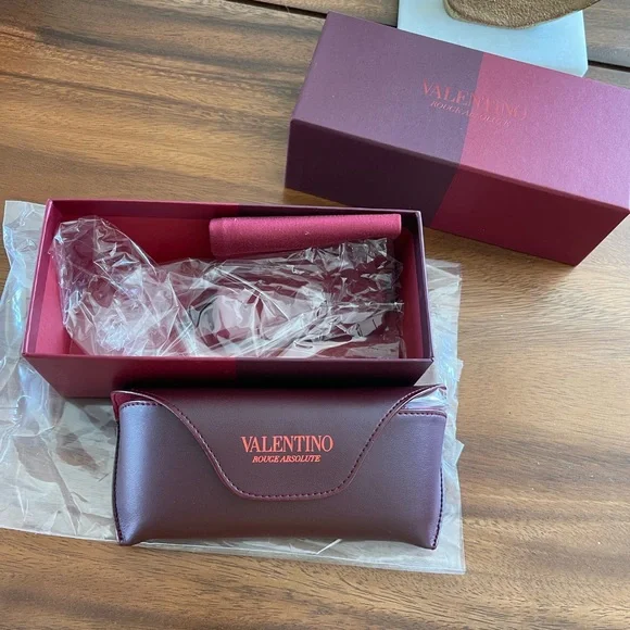 VALENTINO Rouge Absolute Rockstud Sunglasses NWT